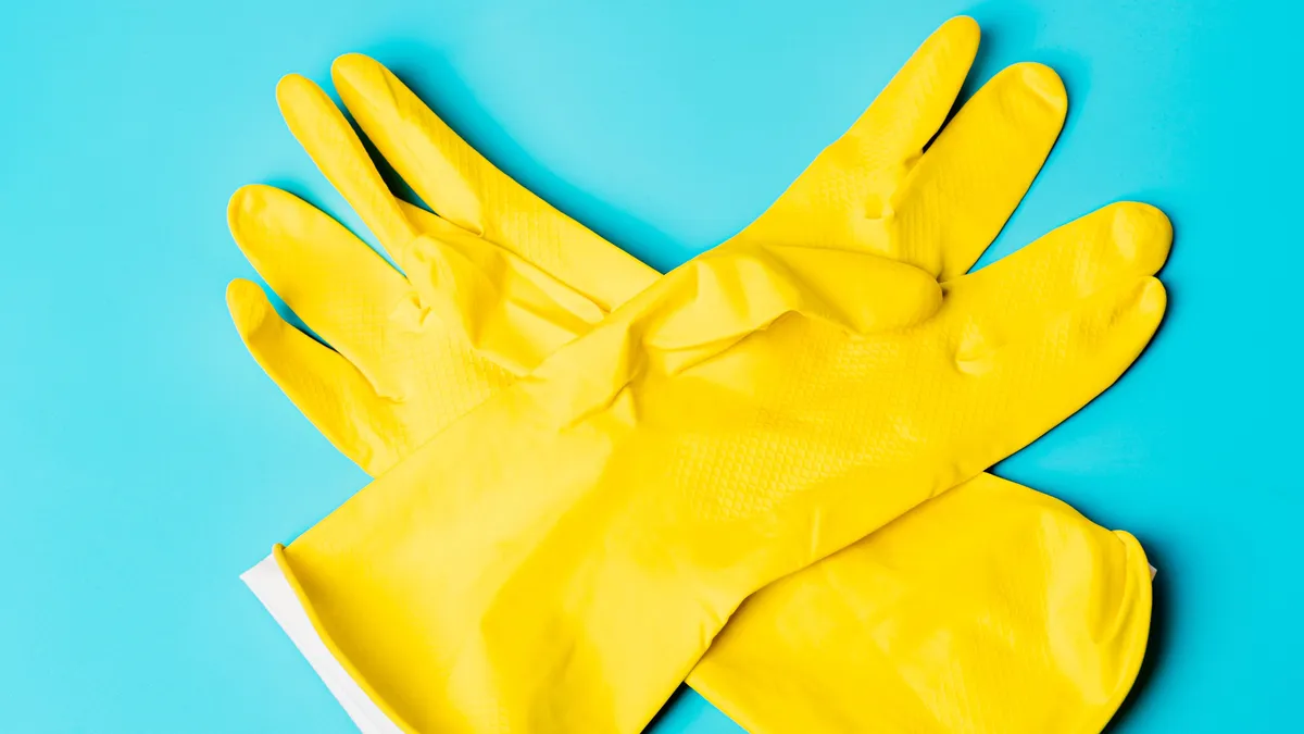 dishwashing gloves
